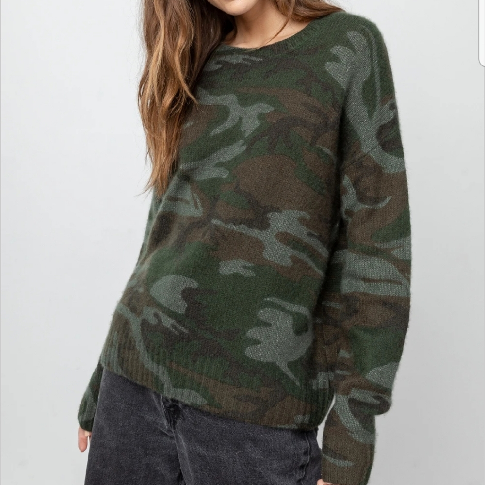 Rails jungle camo print sweater